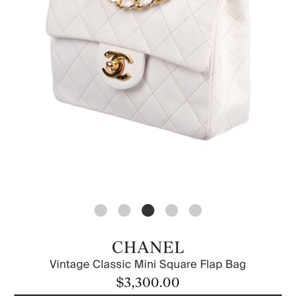S O L D to a beautiful lady 🤩 Chanel White Mini - Picture 13 of 15